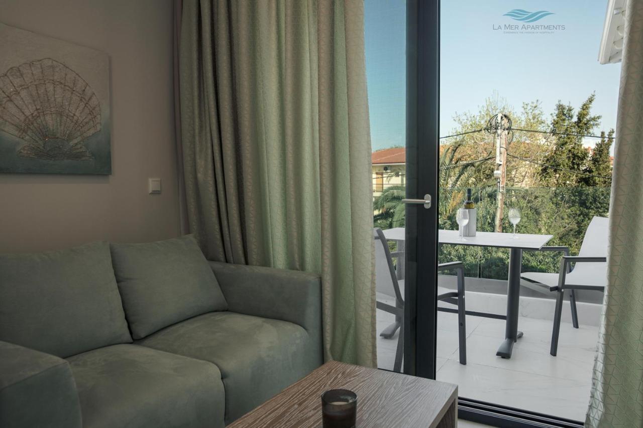 La Mer Apartments Никити Екстериор снимка