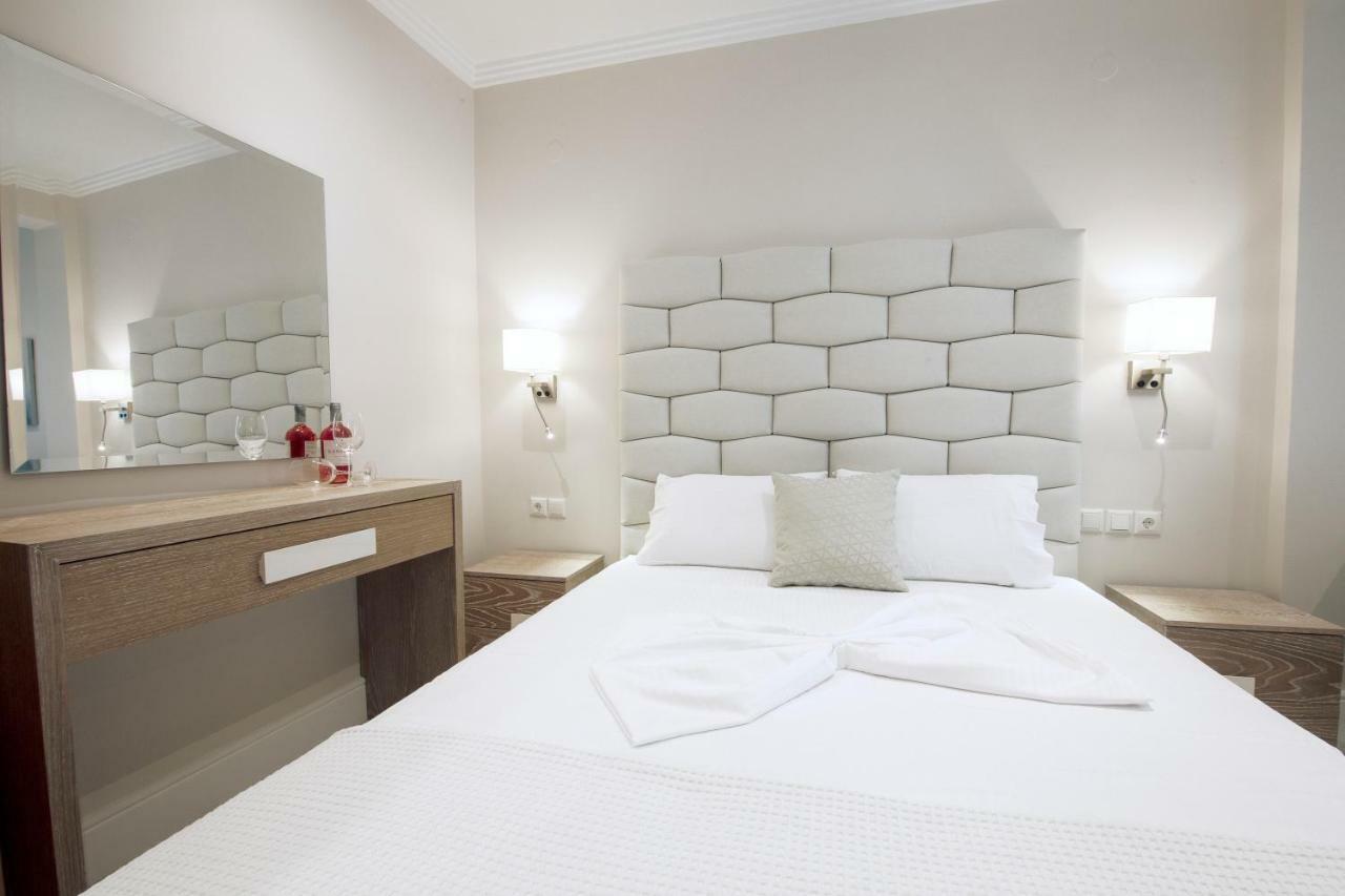La Mer Apartments Никити Екстериор снимка